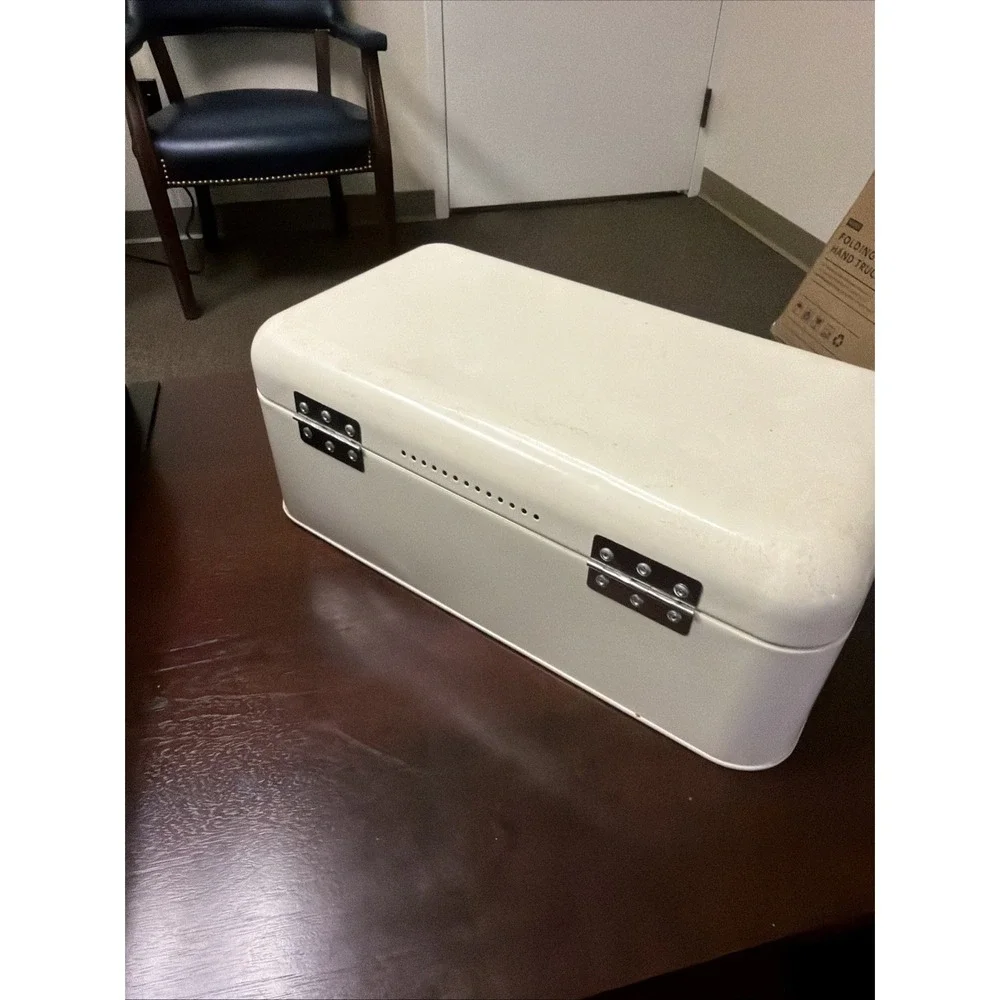 Farmhouse White Metal Bread Box Retro Kitchen Counter Storage